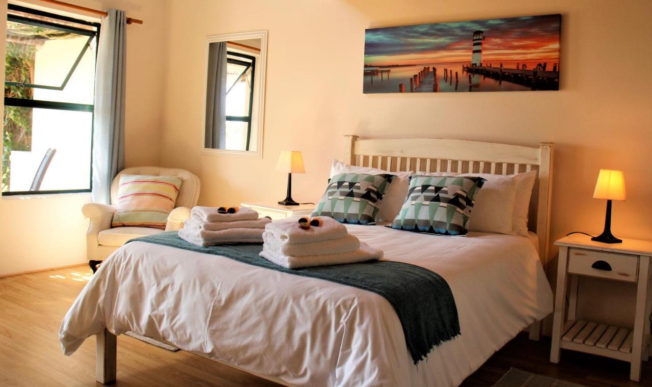 Tortoise Trail Lodge Langebaan Esterno foto